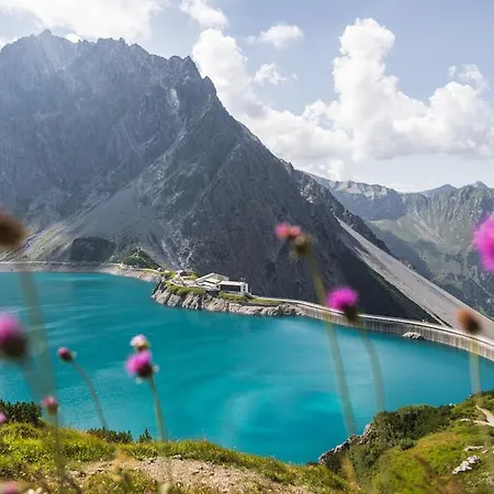 Semesterbostad Vipp Montafon Haus *